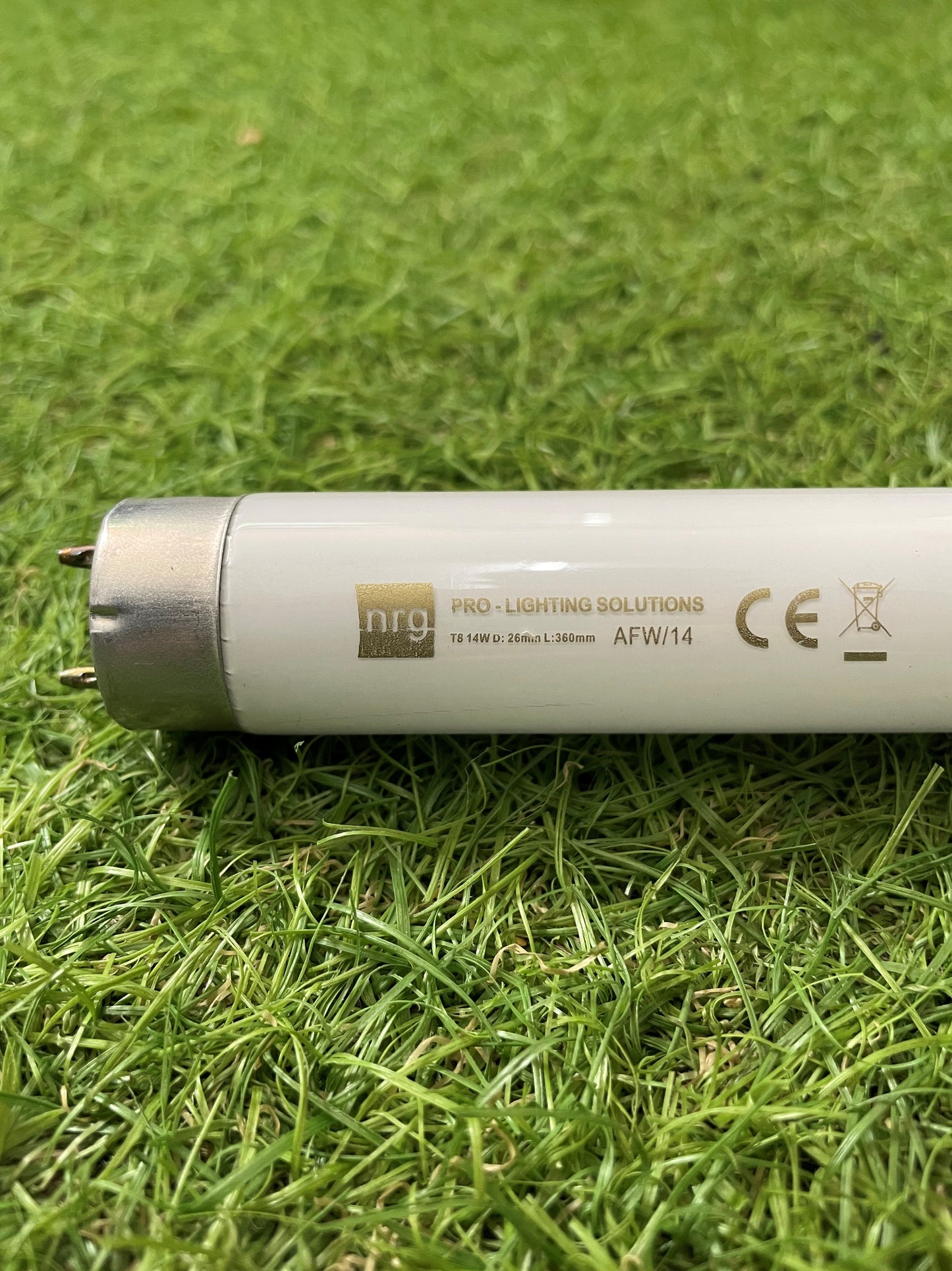 18w 24" 600mm FLUORESCENT AQUARIUM DAYLIGHT PRO LIGHTING T8 image 2