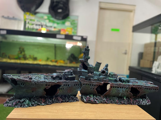 XL Extra Large Sunken Battleship Aquarium Decoration ornament image 0