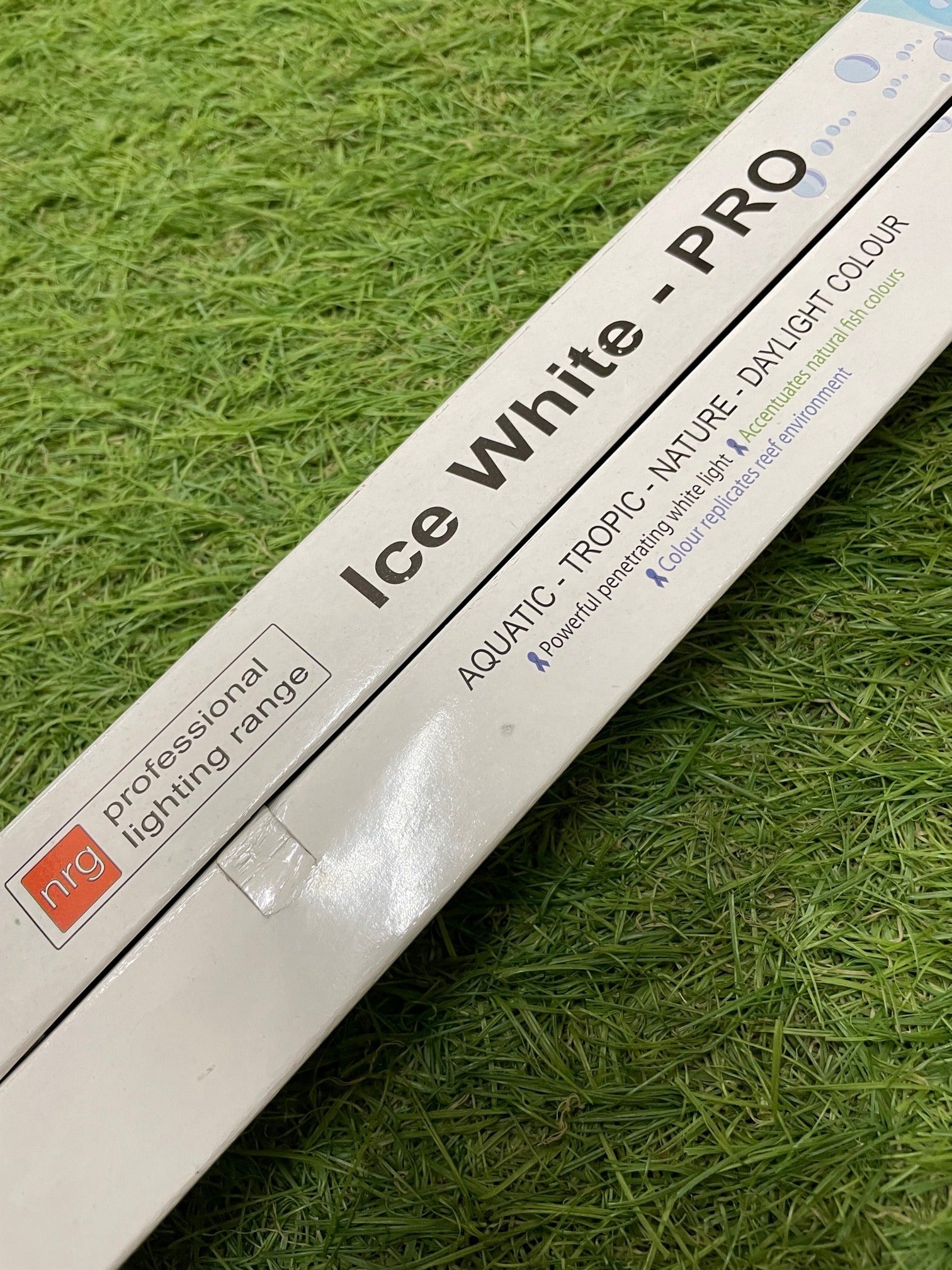 FLUORESCENT AQUARIUM MARINE WHITE LIGHTING TUBE T8 15w-38w/450mm-1200mm image 1