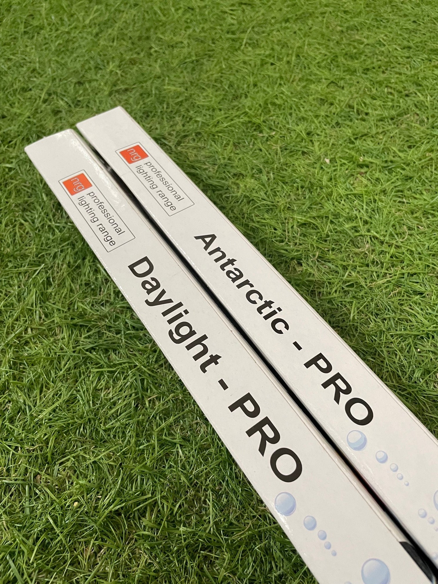 DUAL DAY+NIGHT FLUORESCENT AQUARIUM TROPIC PRO LIGHTING T8 20w-38w/ 15"- 48" image 0