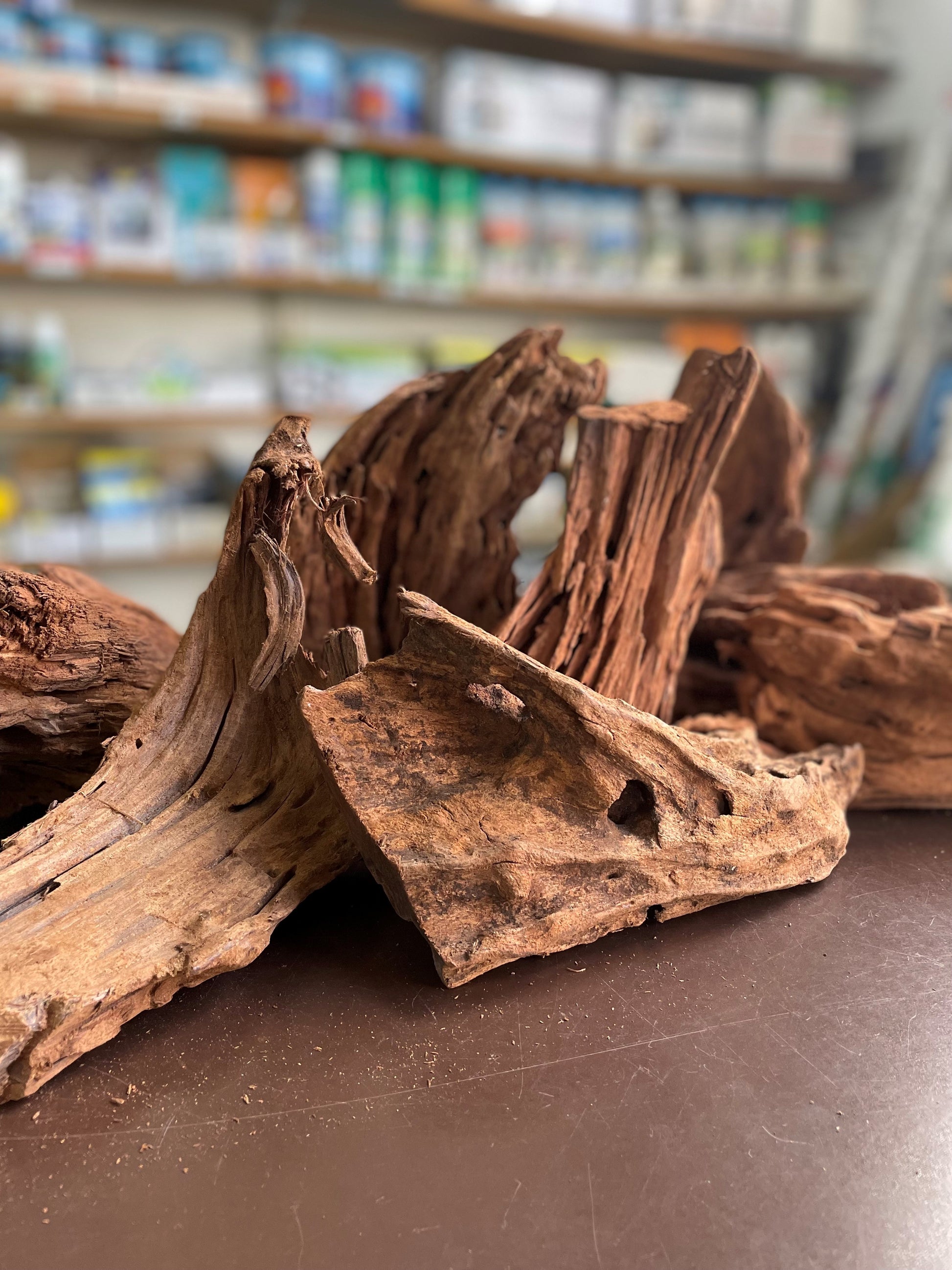 Medium Pieces of Driftwood 20-30cm image 1